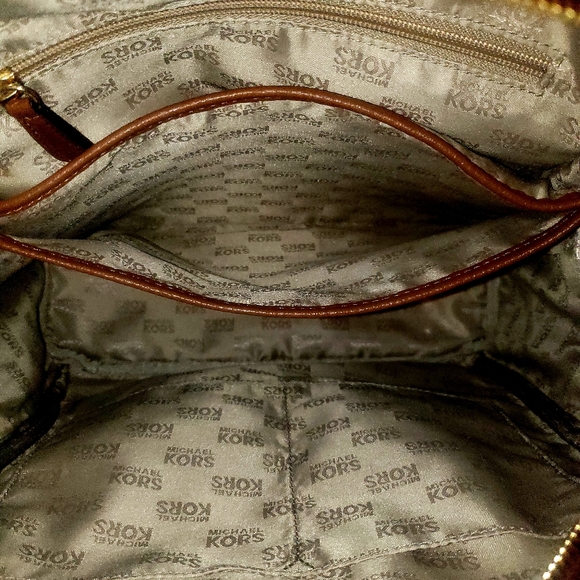 EUC Michael Kors Large Abbey Leather Backpack - Picture 6 of 11